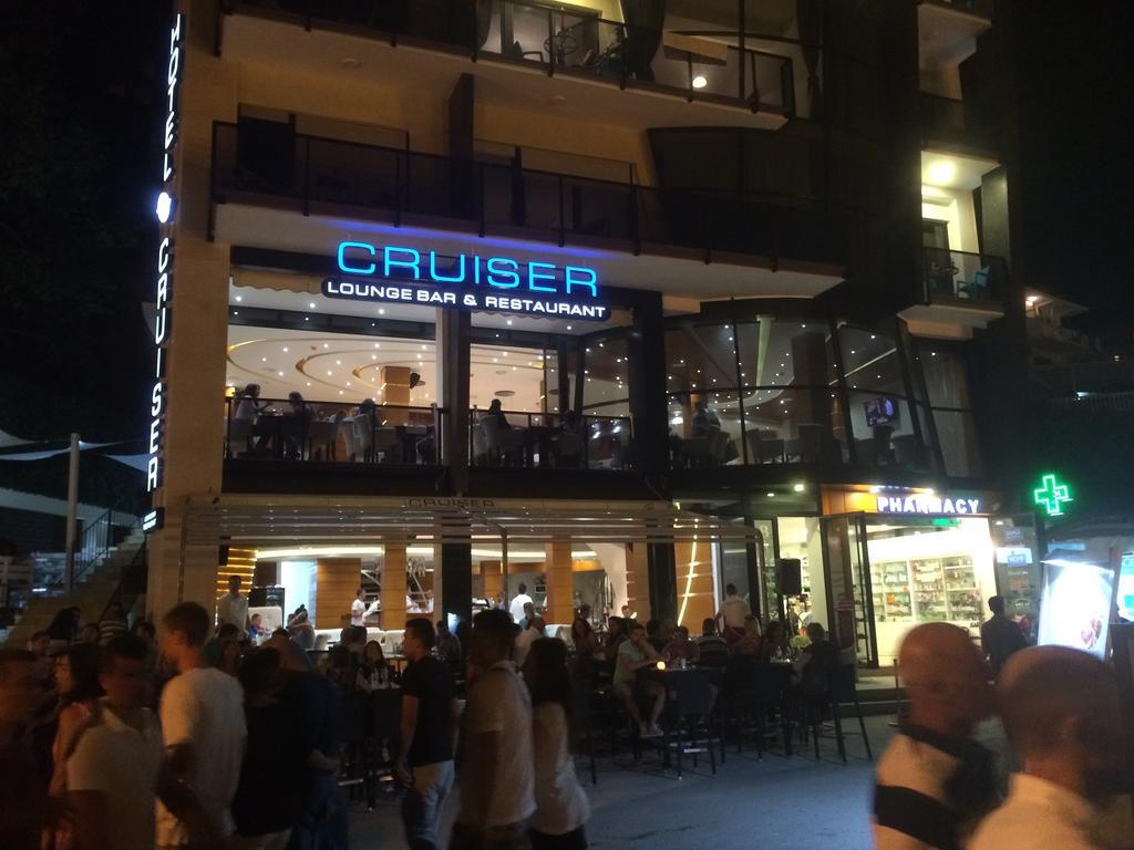 Hotel Cruiser Ulcinj Exteriör bild